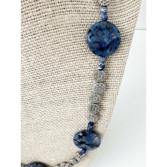 NWT Genuine Sodalite & Metallic Beads Necklace Blue Silver - Picture 2 of 5